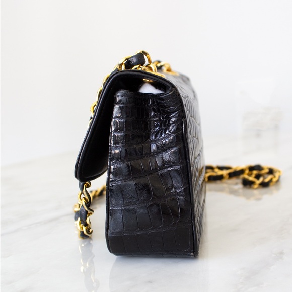 Chanel Vintage 1989 Classic Mini Flap Black Alligator 24K Gold Plated Bag - Picture 5 of 16